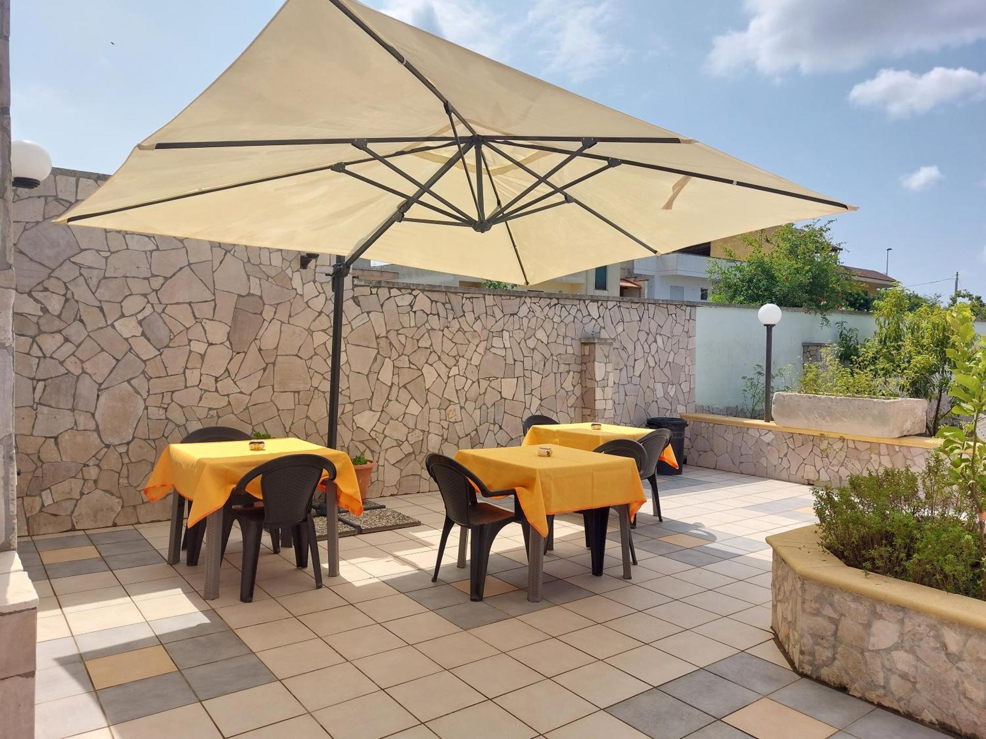 Oltremare Hotel Vignacastrisi Exterior photo